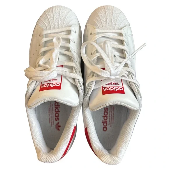 adidas gazelle silver green womens adidas Originals x JJJJOUND Superstar 82 MIG – Classic & Stylish Footwear –  atmos Kuala Lumpur main image 1